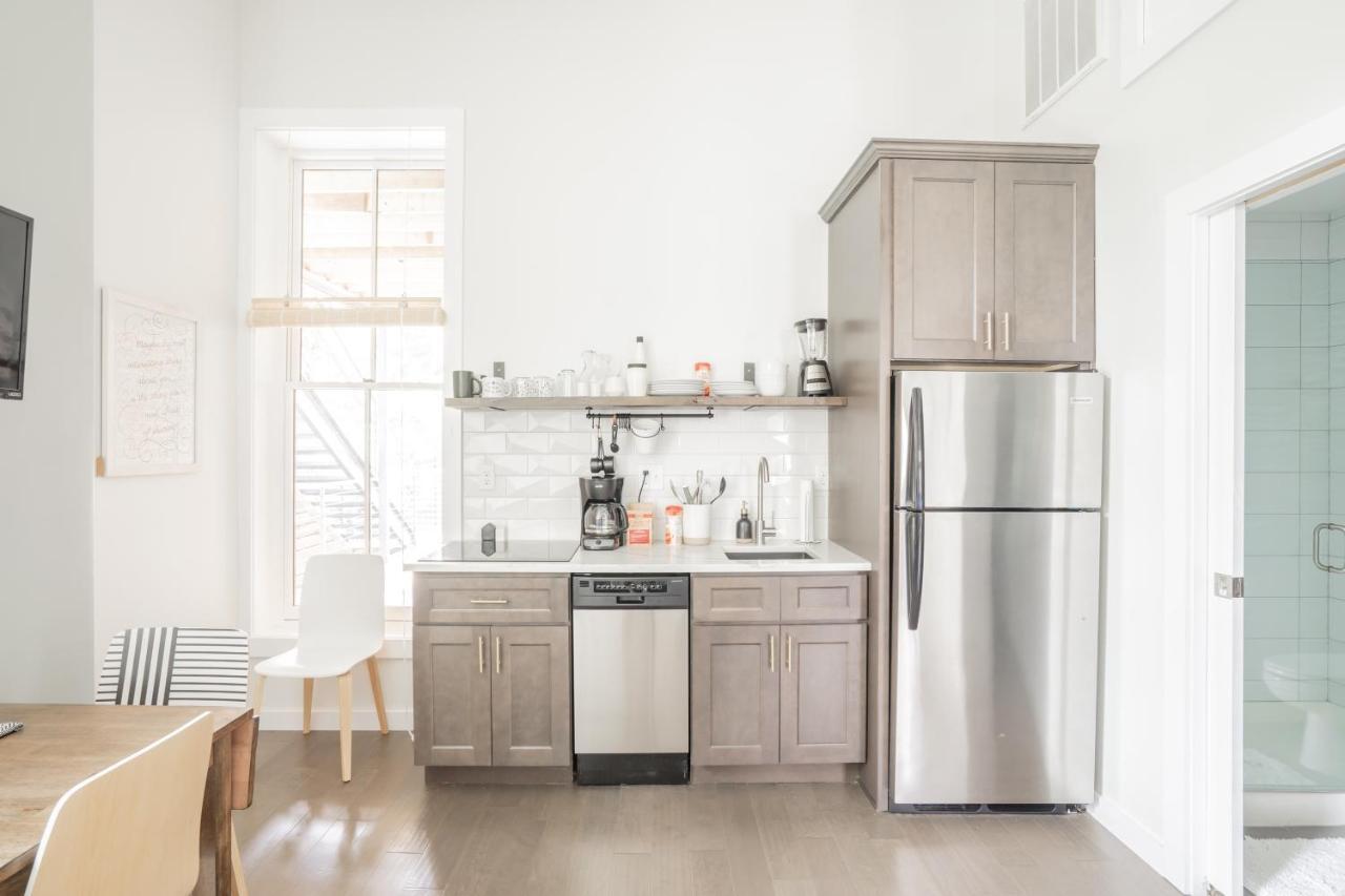 Funky Fresh 1 Bedroom, Perfect For Business Or Leisure Covington Bagian luar foto